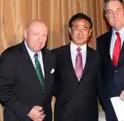 (Pictured in the center) Thong Nguyen: We’ve barely scratched the surface. (Also pictured) Dick Silverman, left, vice chairman, U.S. Trust, and Keith Banks, president, U.S. Trust and co-head, Private Wealth Management, Bank of America
